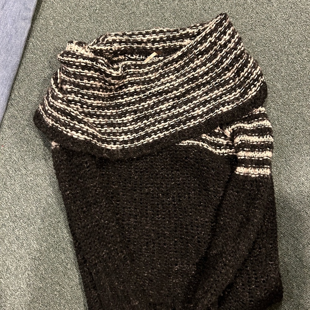 Black sweater (free people)